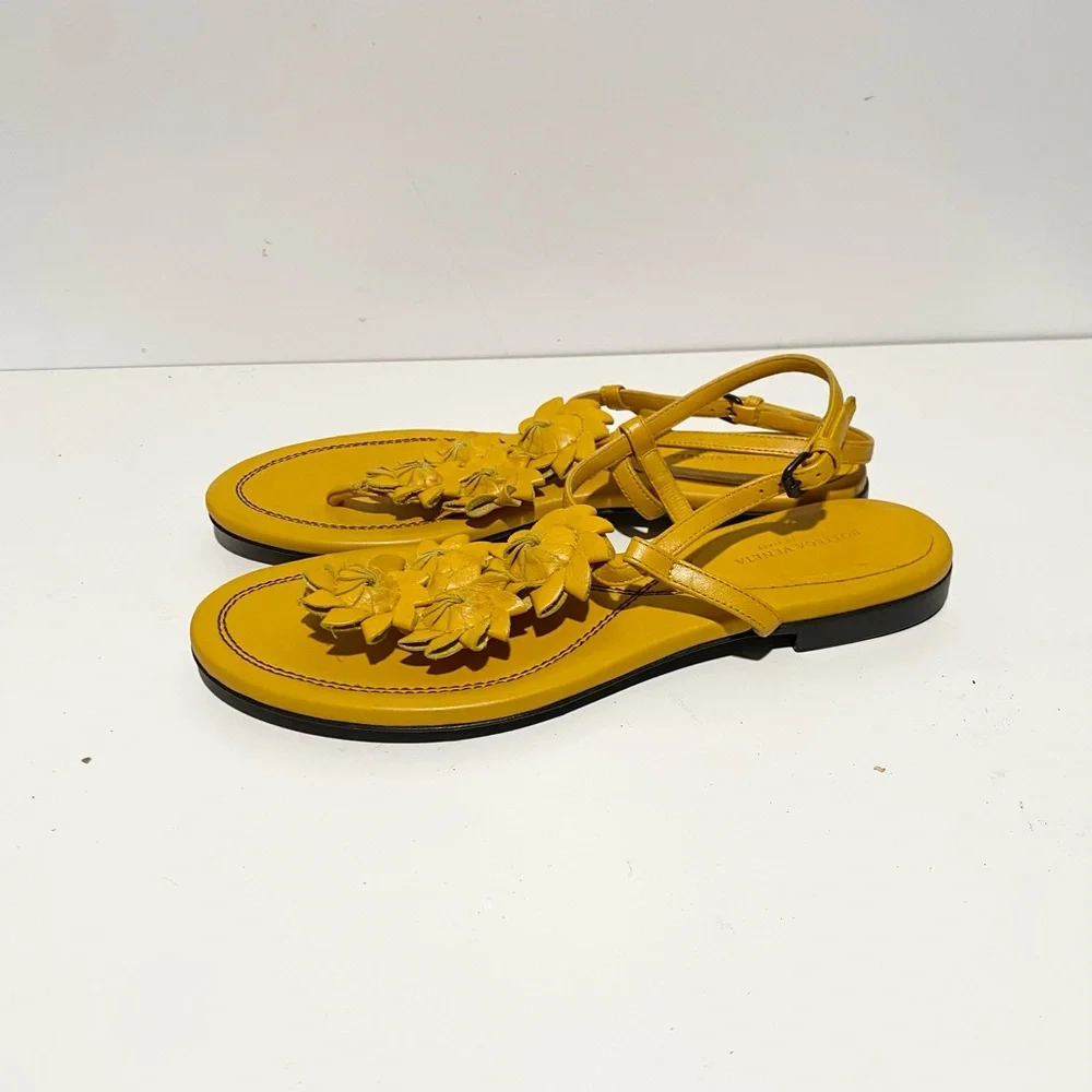 Bottega Veneta Yellow Leather Flower Cutout Sunset Flat Sandals 37 - Picture 3 of 7